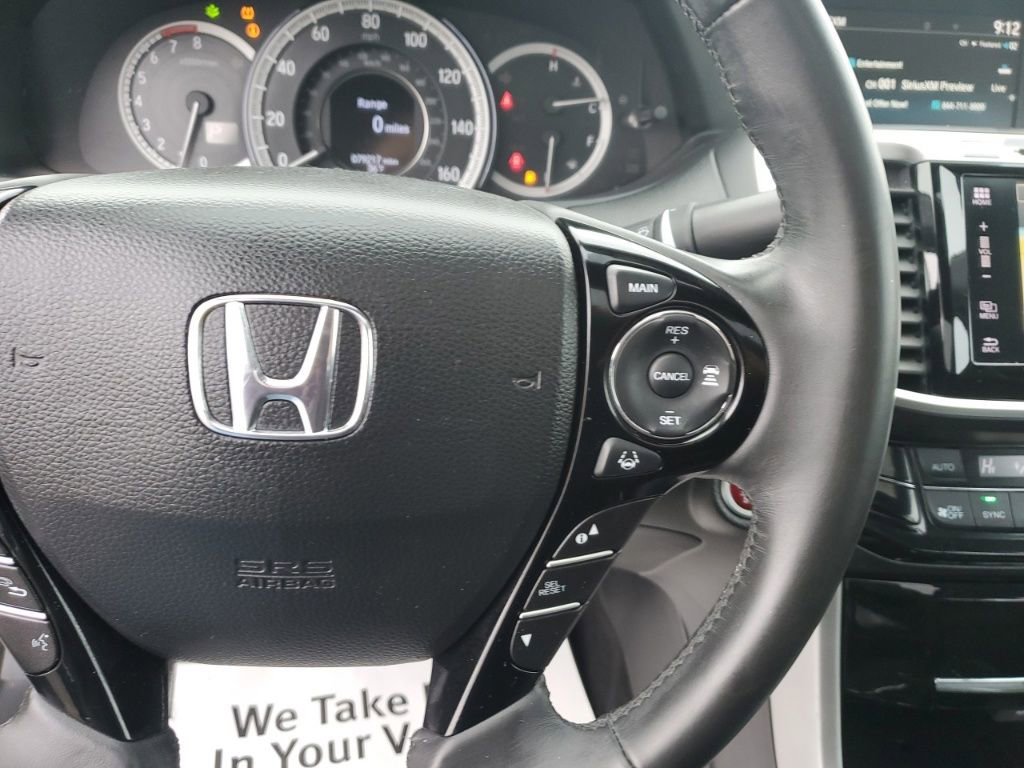 Used 2016 Honda Accord Touring image 16