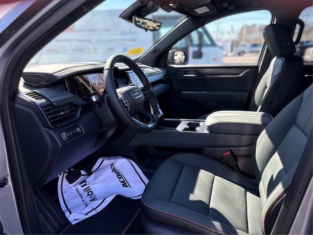 New 2026 GMC Acadia AT4 w/ Luxury Package AWD/4WD image 11
