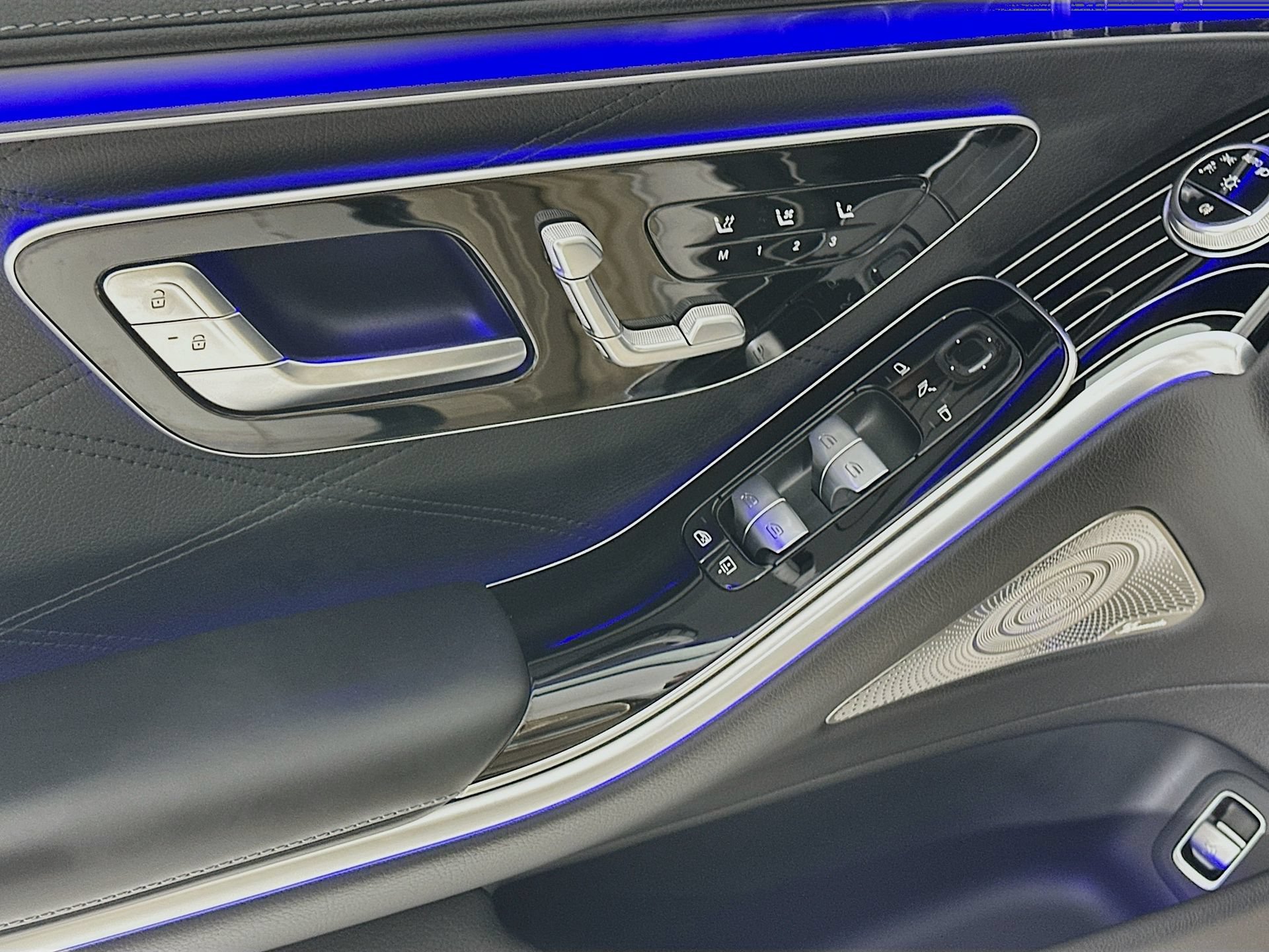New 2026 Mercedes-Benz S 63 AMG S image 19