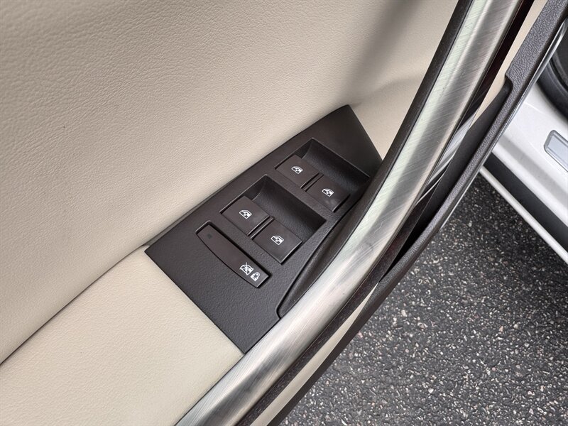 Used 2014 Buick Verano Convenience FWD image 12