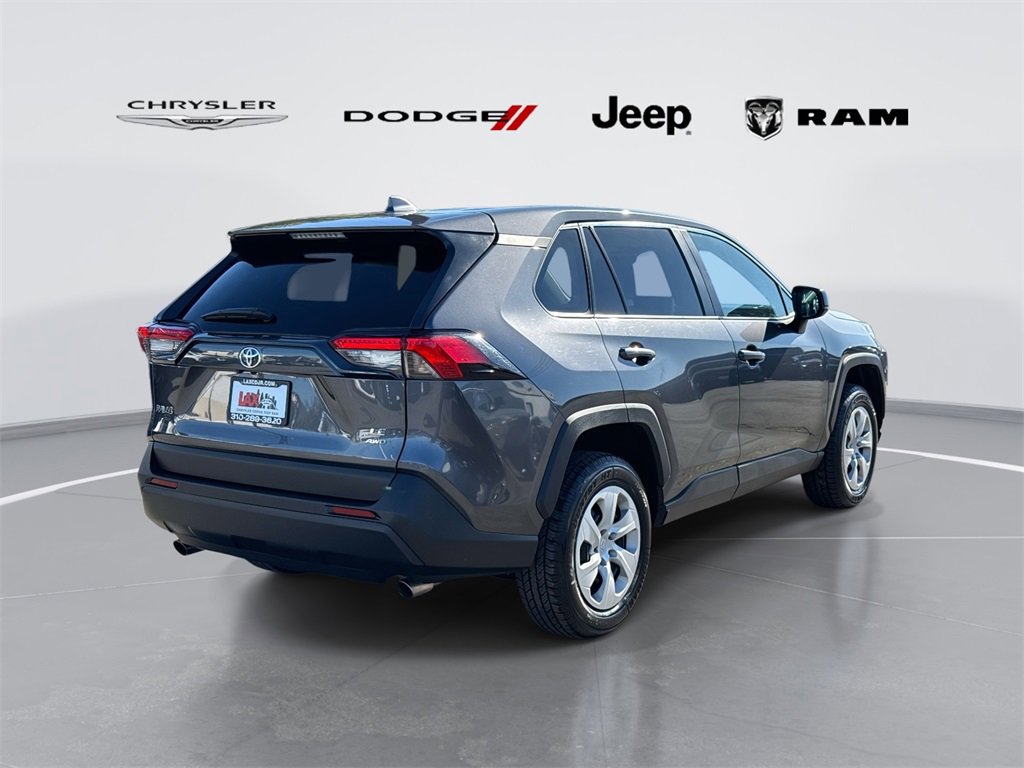 Used 2024 Toyota RAV4 LE image 3