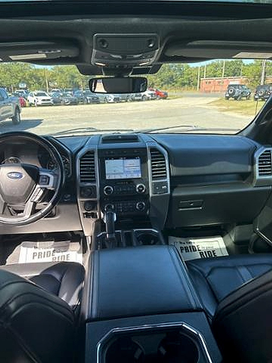 Used 2018 Ford F150 Platinum w/ Equipment Group 701A Luxury image 33