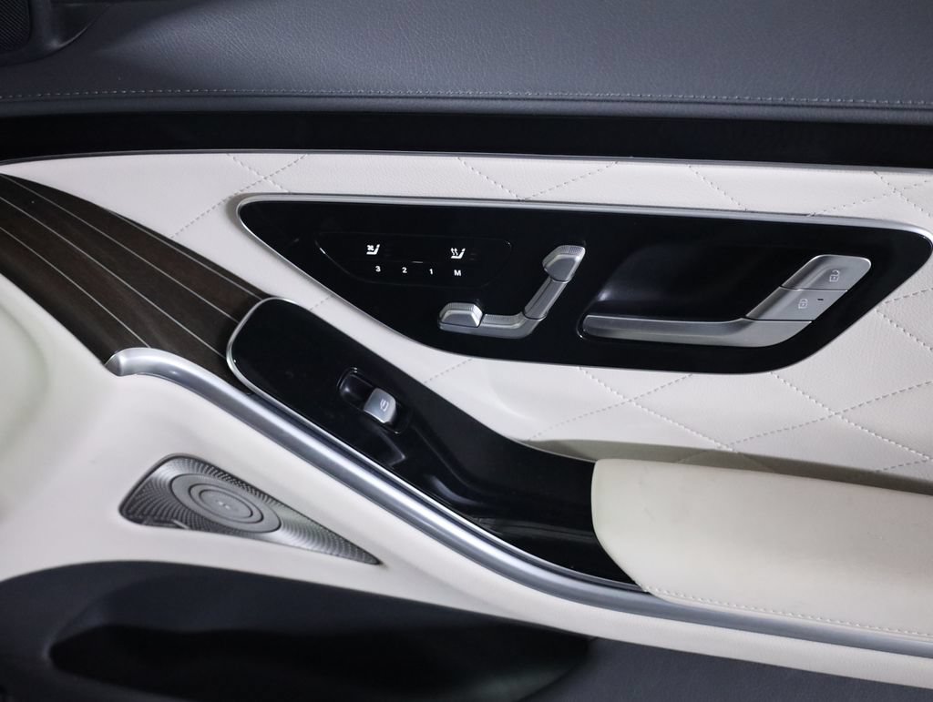 Certified 2023 Mercedes-Benz S 580e 4MATIC Sedan image 65