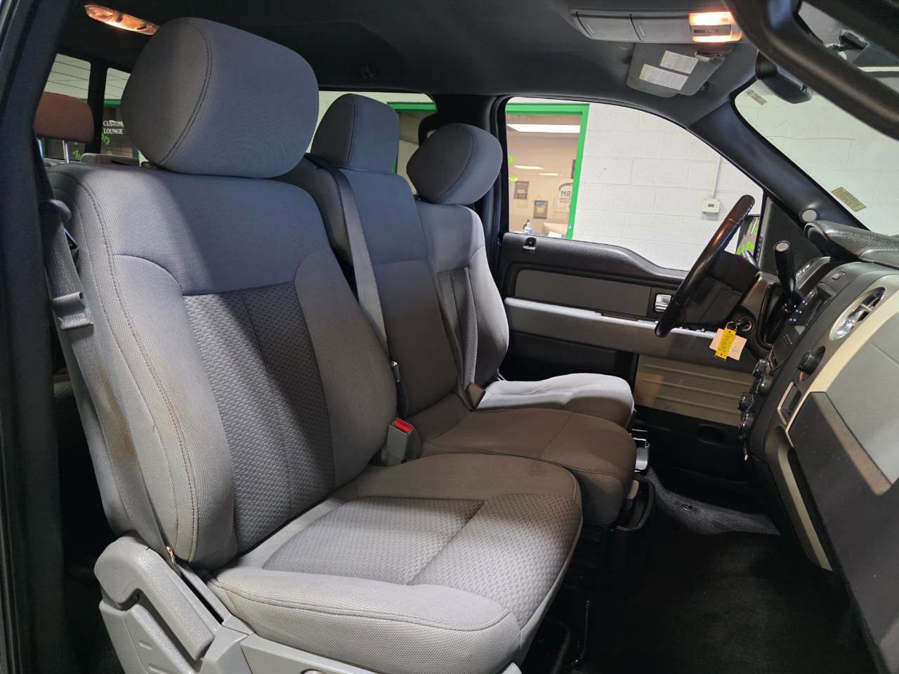 Used 2014 Ford F150 XLT w/ Equipment Group 302A Luxury image 24