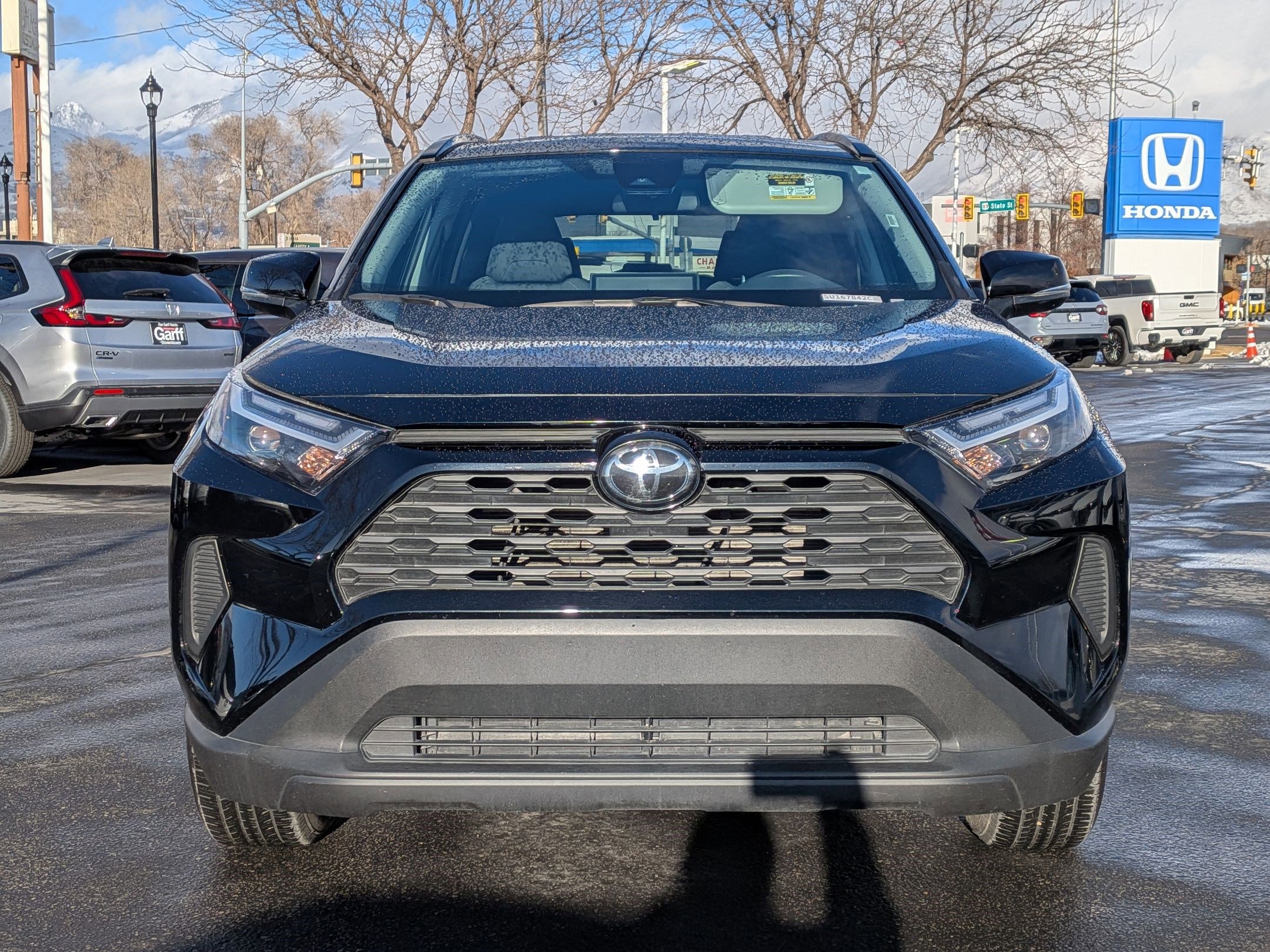 Used 2025 Toyota RAV4 XLE image 12