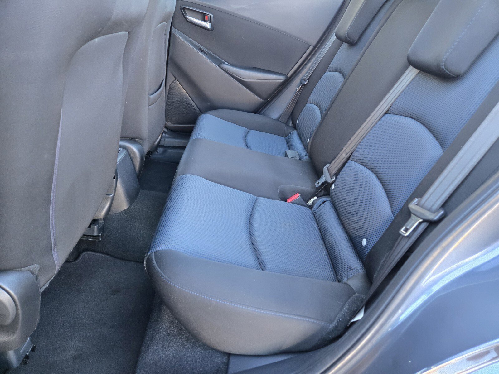 Used 2016 Scion iA image 8