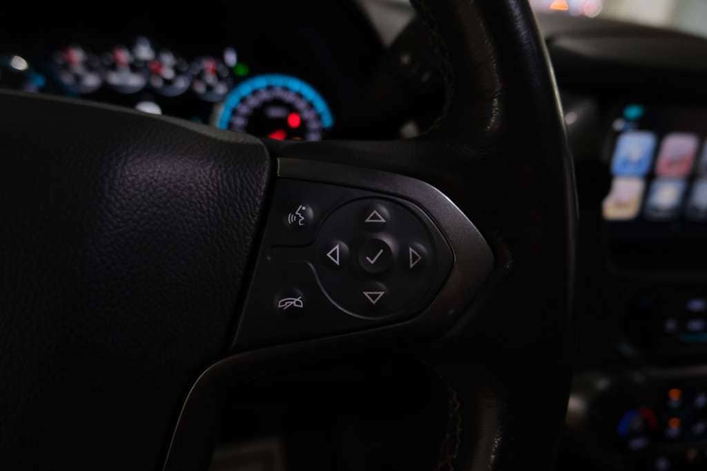 Used 2019 Chevrolet Suburban Premier AWD/4WD image 42