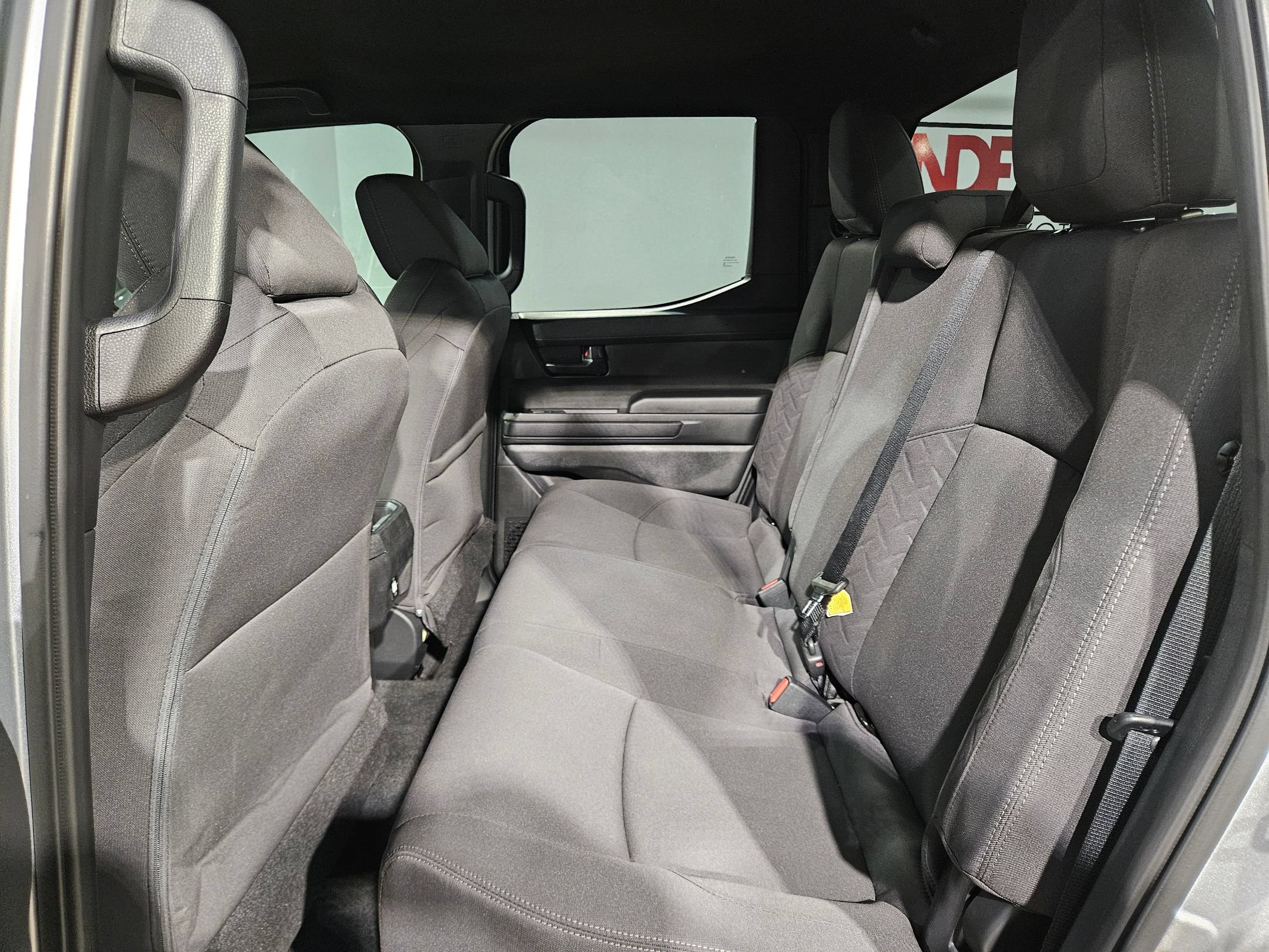 Certified 2025 Toyota Tacoma SR5 AWD/4WD image 35
