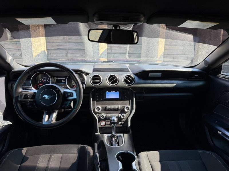 Used 2019 Ford Mustang Coupe RWD image 10