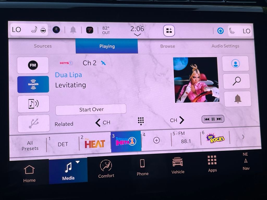 New 2025 Jeep Grand Cherokee Limited w/ Trailer Tow Package image 19