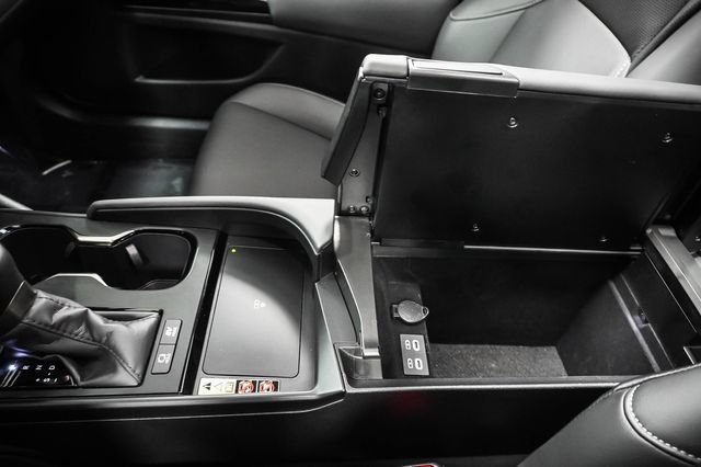 Certified 2025 Lexus ES 300h w/ Premium Package FWD image 18