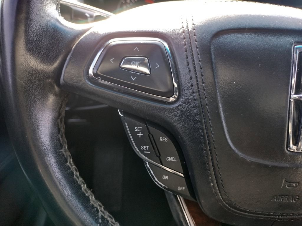 Used 2018 Lincoln MKZ Reserve image 22