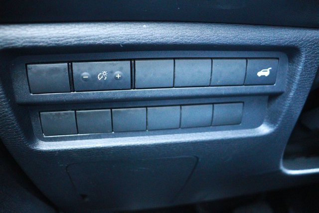 Used 2024 Mitsubishi Outlander SE image 30