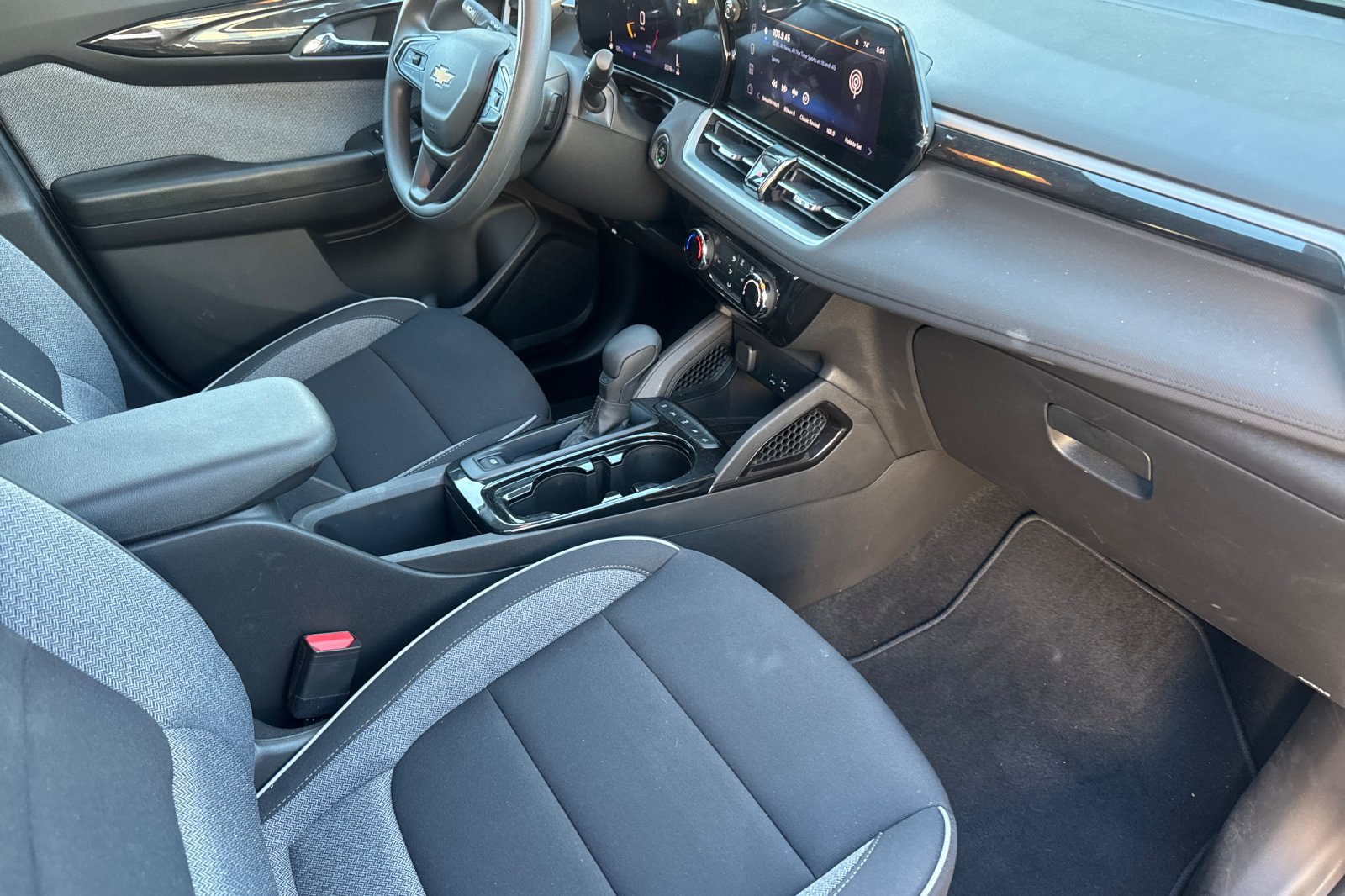 Used 2026 Chevrolet TrailBlazer LT w/ Driver Confidence Package FWD image 20