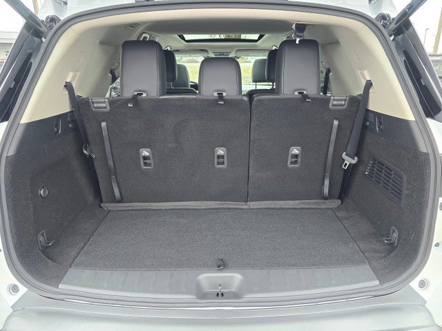 New 2026 Nissan Pathfinder SL image 18