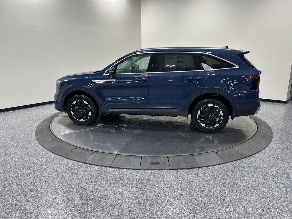 New 2026 Kia Sorento S image 8
