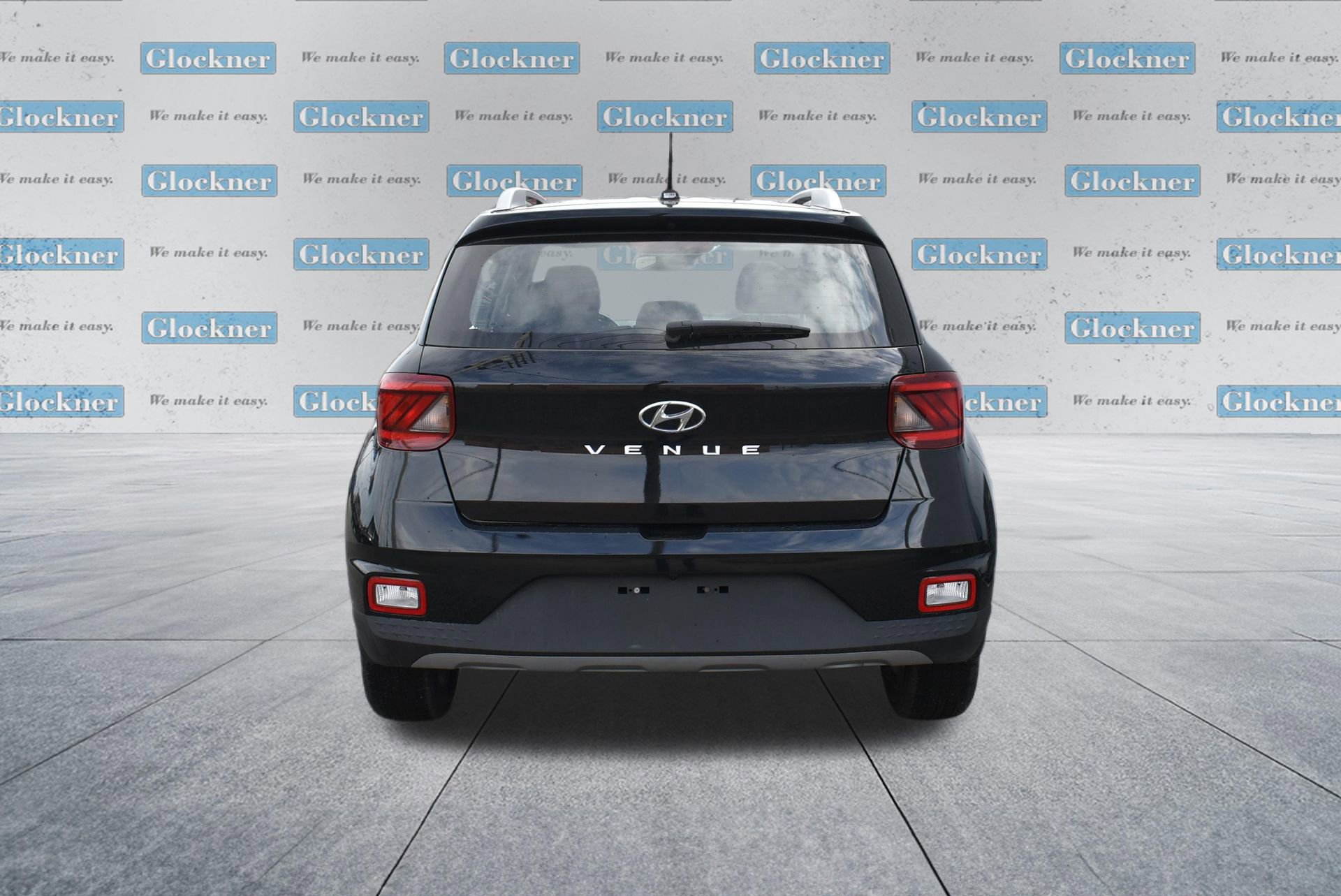 Used 2025 Hyundai Venue SEL FWD image 6