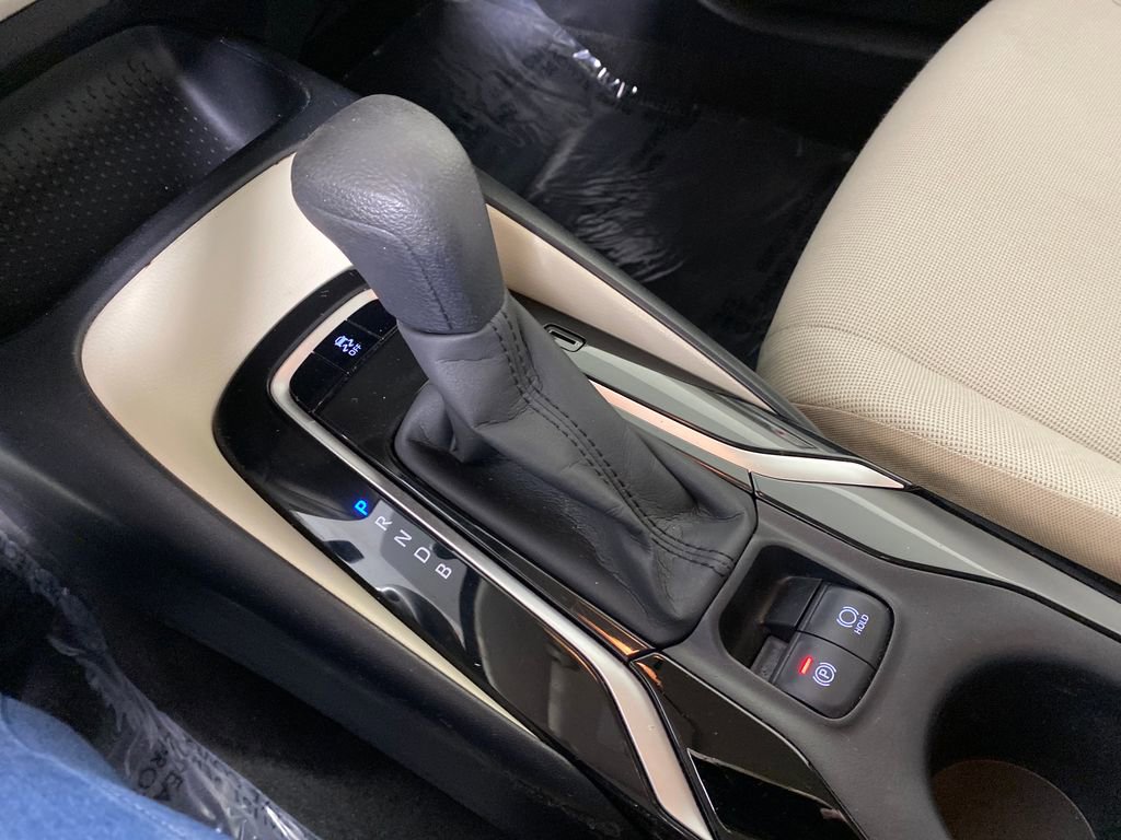 Used 2020 Toyota Corolla LE image 21