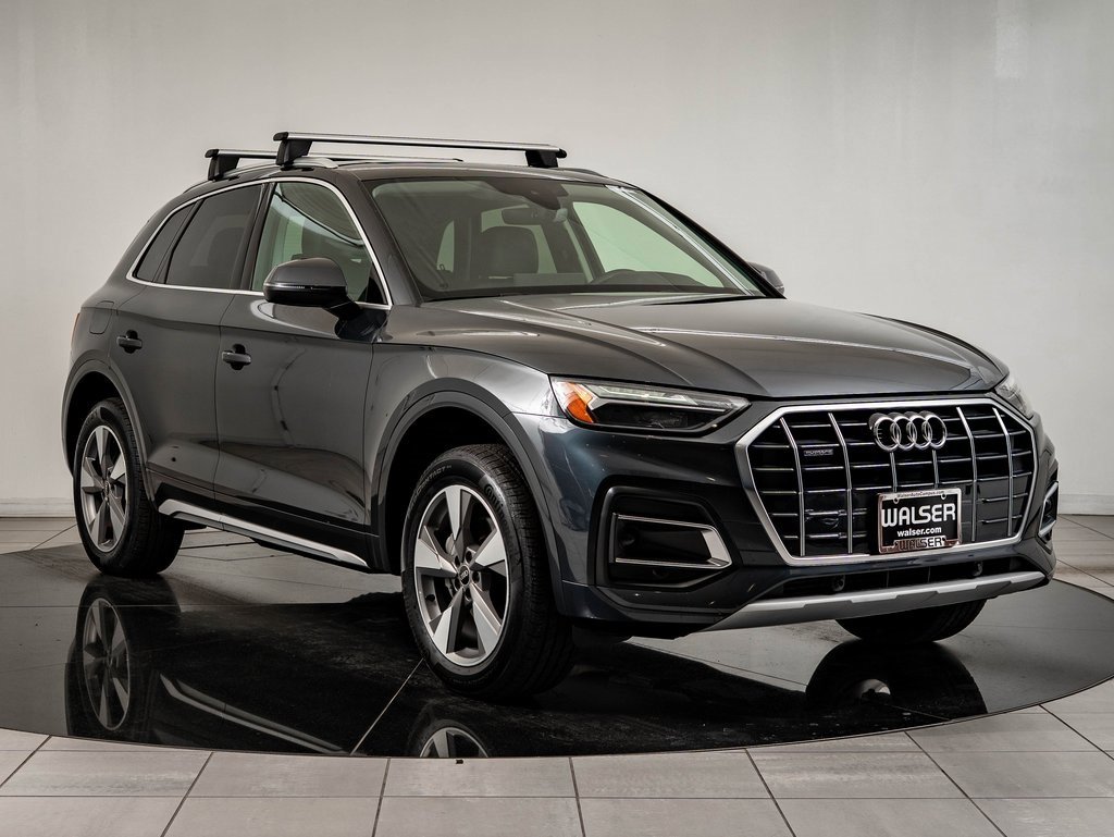 Used 2023 Audi Q5 2.0T Premium w/ Convenience Package image 12
