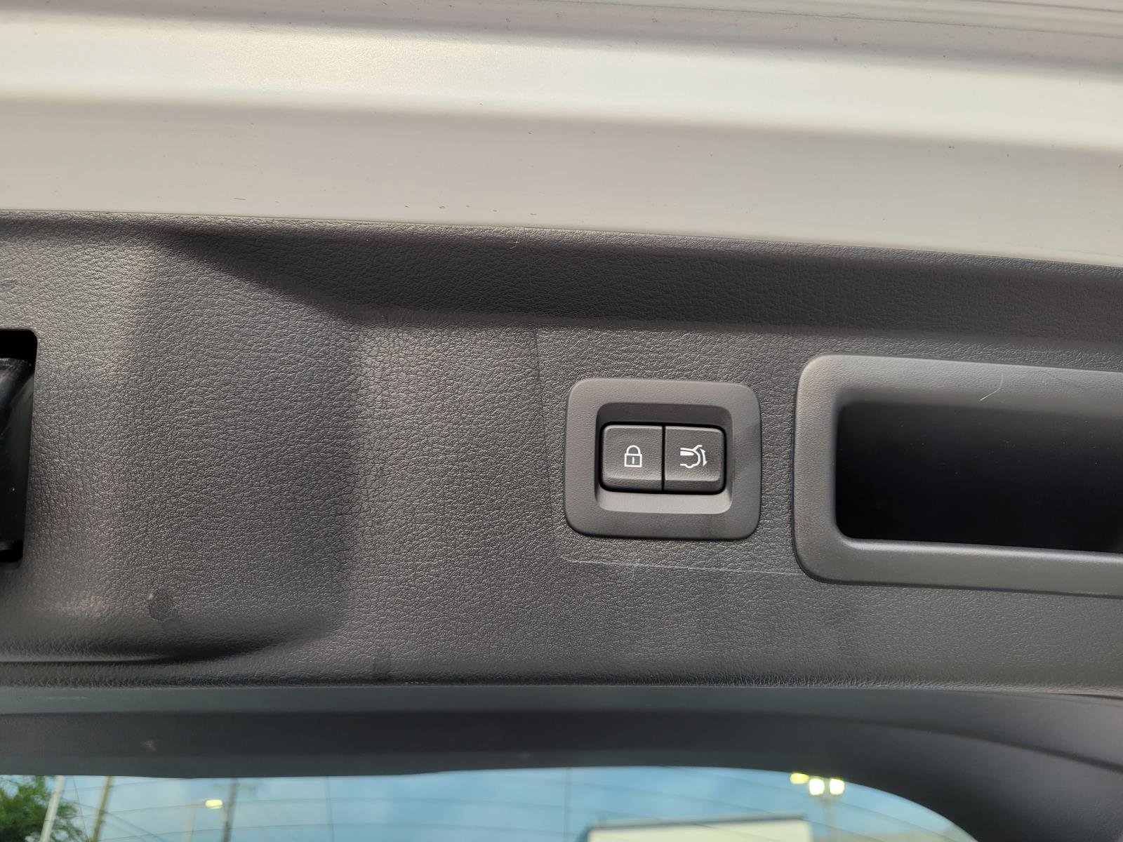 Used 2025 MAZDA CX-50 2.5 Hybrid w/ Weather Package image 20