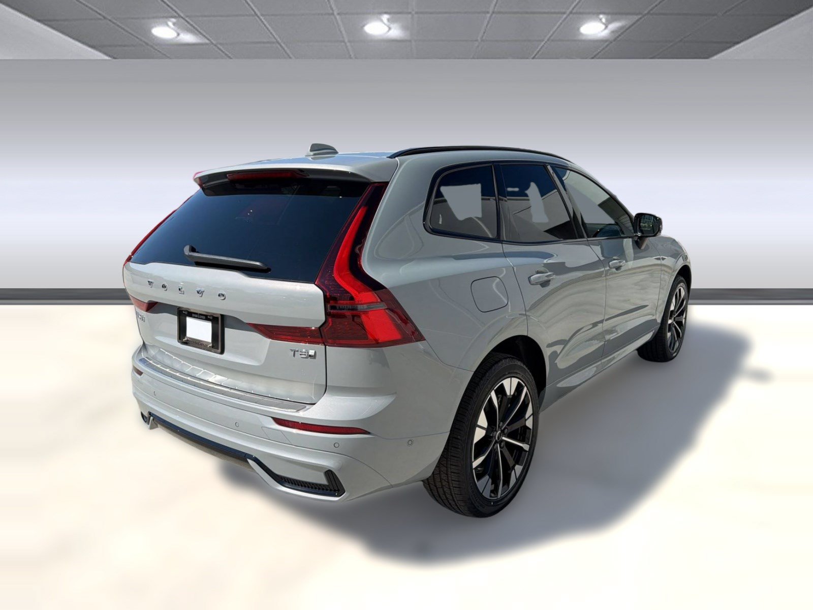 New 2026 Volvo XC60 T8 Plus w/ Protection Package Premier AWD/4WD image 9