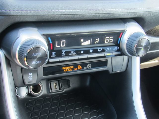 Used 2022 Toyota RAV4 XLE w/ Convenience Package AWD/4WD image 28