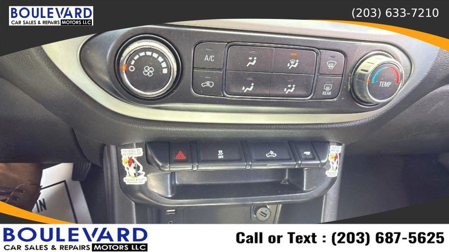 Used 2016 Chevrolet Colorado LT w/ LT Convenience Package AWD/4WD image 19
