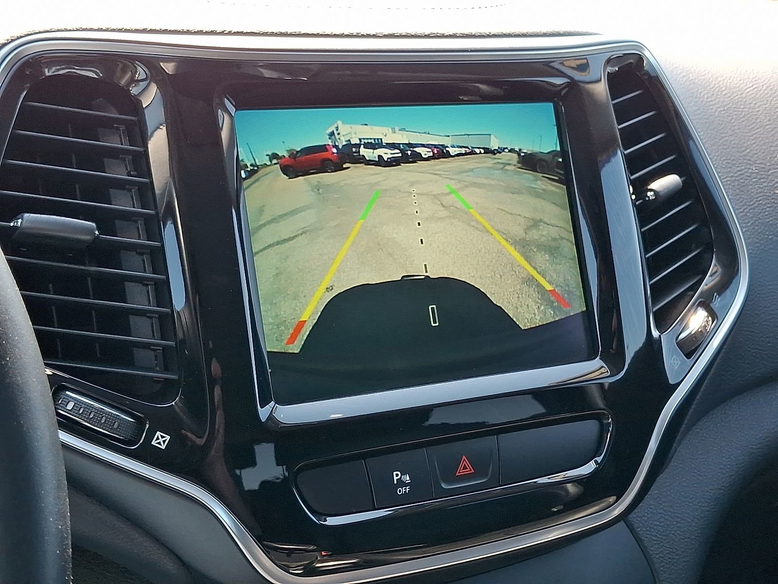 Used 2019 Jeep Cherokee Limited AWD/4WD image 20