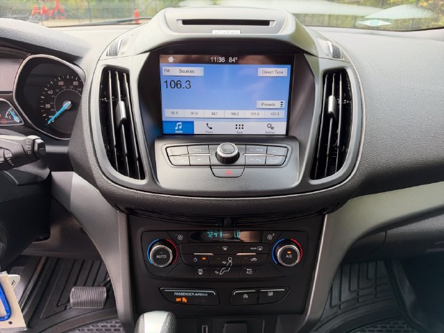 Used 2017 Ford Escape SE w/ Equipment Group 201A AWD/4WD image 21