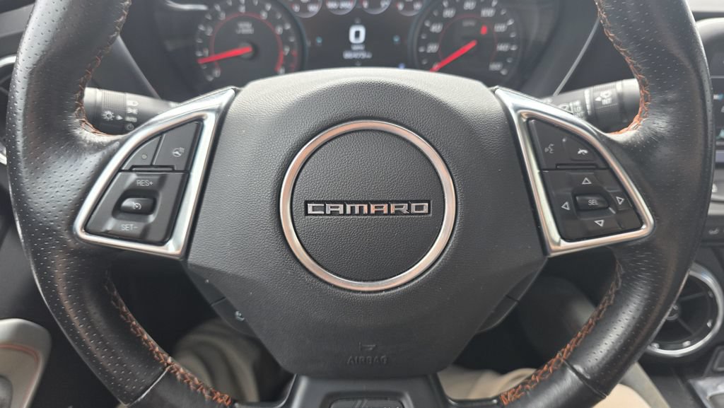 Used 2017 Chevrolet Camaro LT RWD image 19