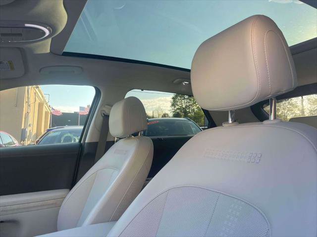 Certified 2025 Hyundai Ioniq 5 Limited image 19