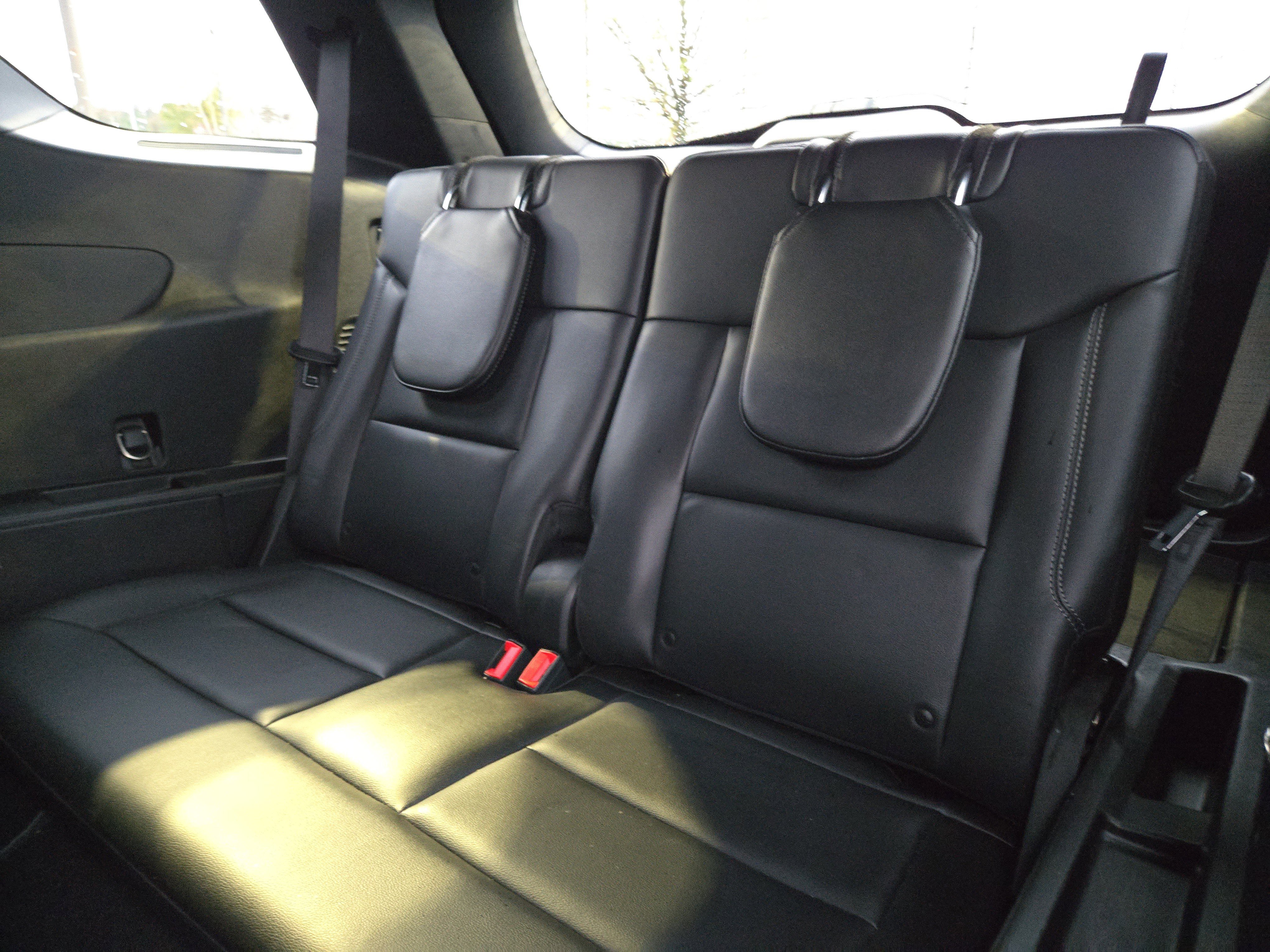 Used 2020 Ford Explorer XLT w/ Equipment Group 202A image 14