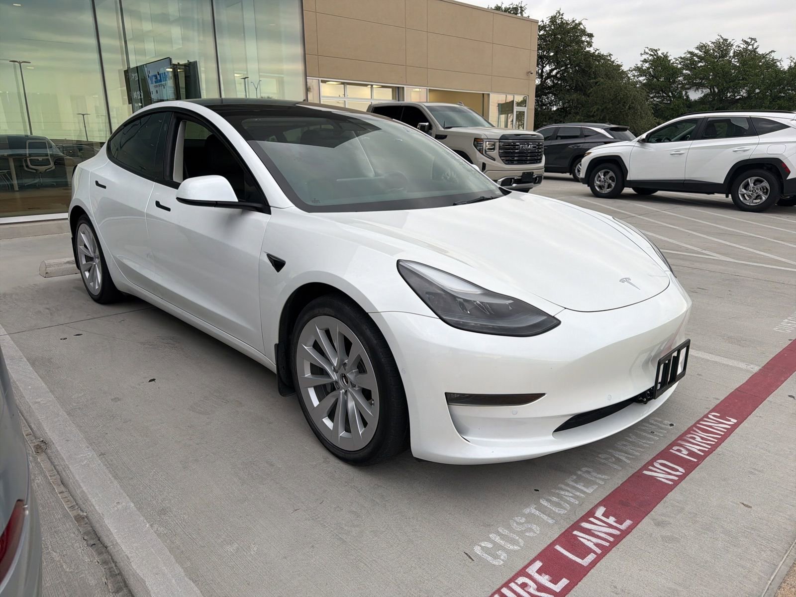 Used 2022 Tesla Model 3 Long Range image 3