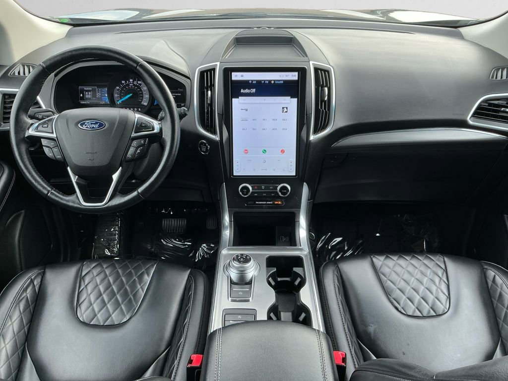 Used 2024 Ford Edge Titanium image 10