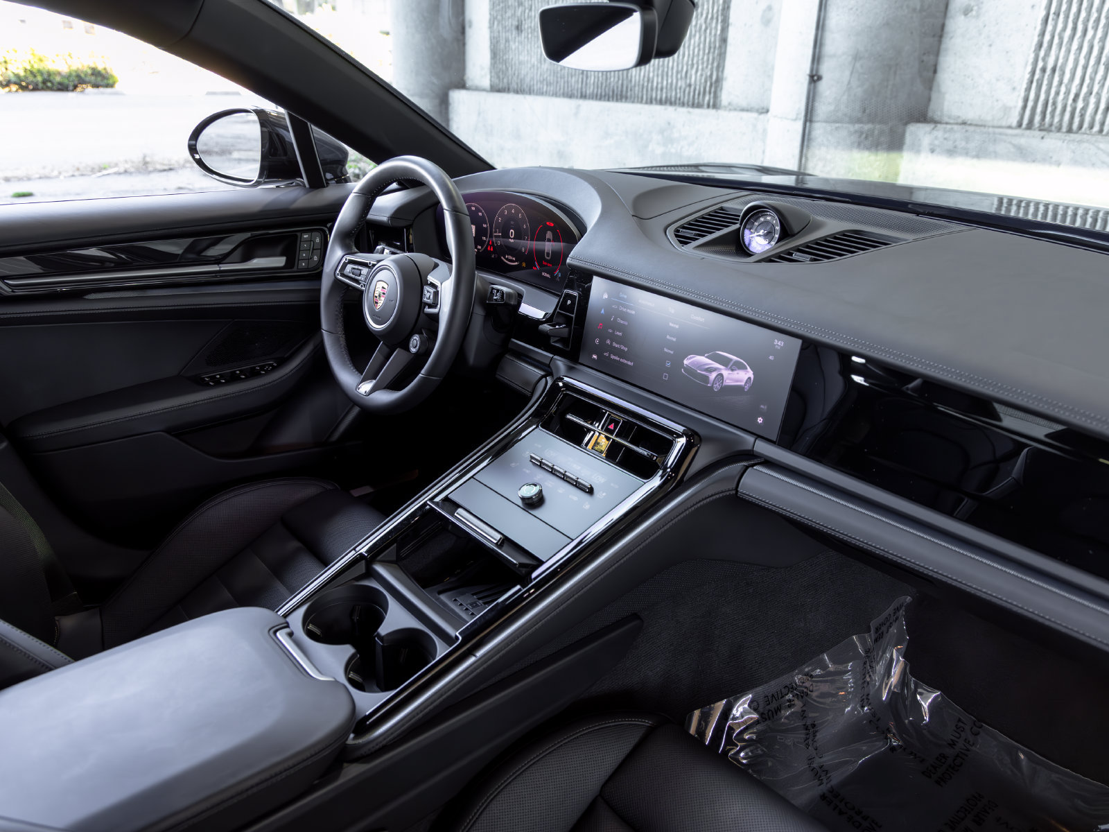Certified 2024 Porsche Panamera 4 AWD/4WD image 55