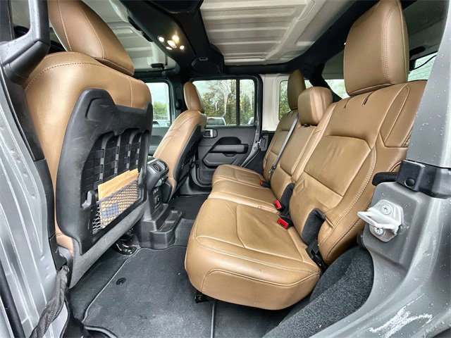 Used 2022 Jeep Wrangler Unlimited Rubicon w/ Cold Weather Group image 25
