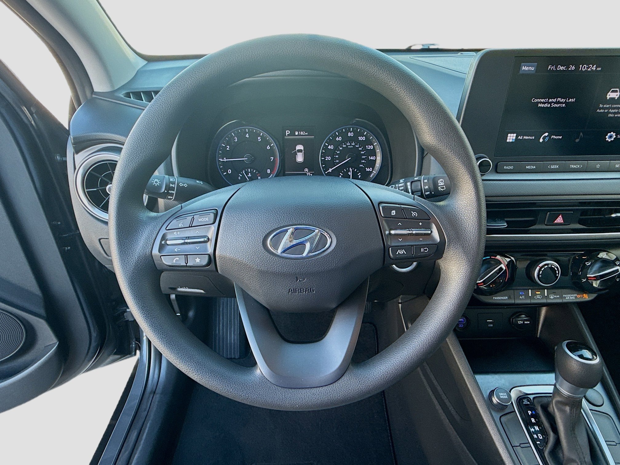 Used 2023 Hyundai Kona SEL image 8