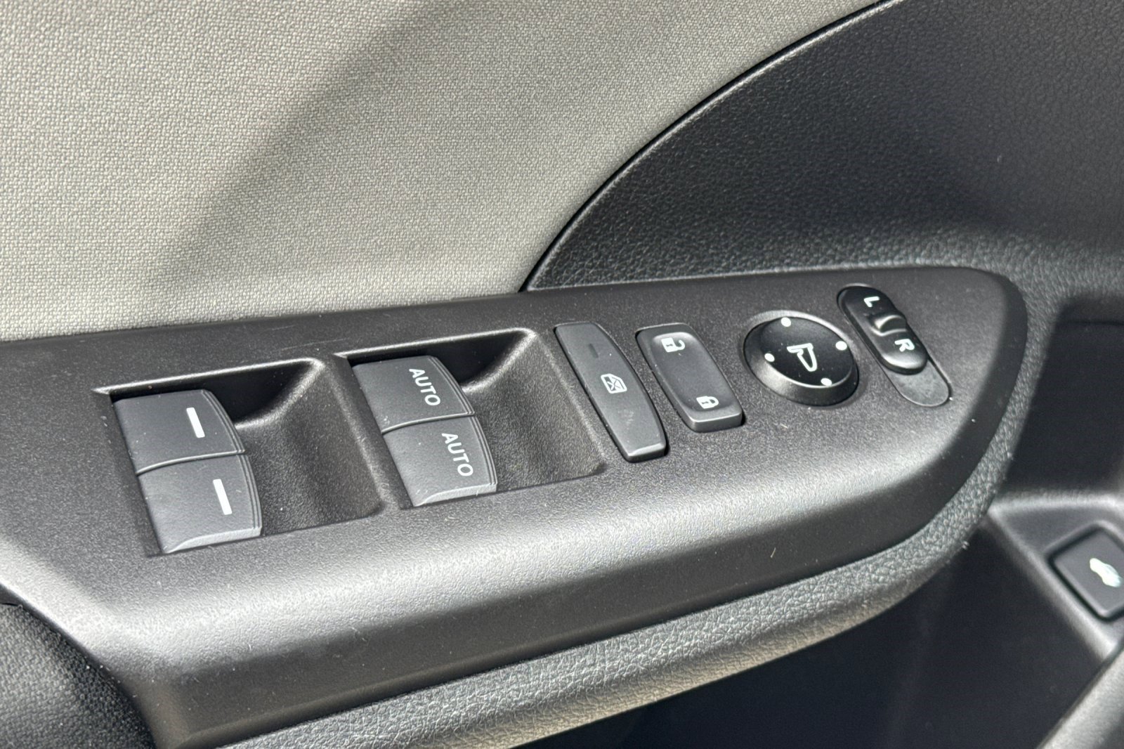 Used 2019 Honda Civic EX image 14