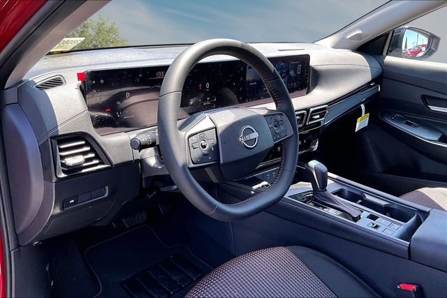 New 2026 Nissan Sentra SR w/ Floor Mat Package FWD image 7