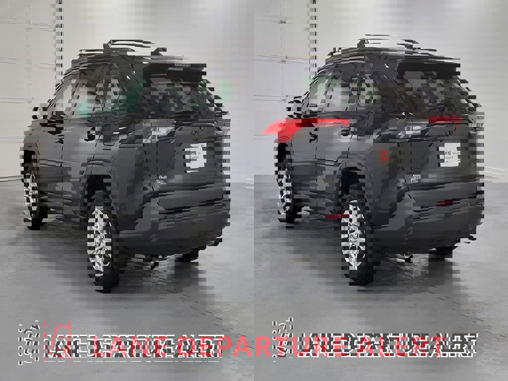 Certified 2021 Toyota RAV4 XLE w/ Convenience Package image 6