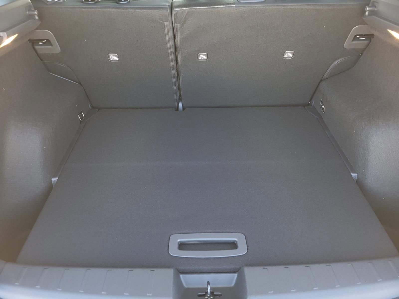 New 2026 Nissan Kicks SV image 13