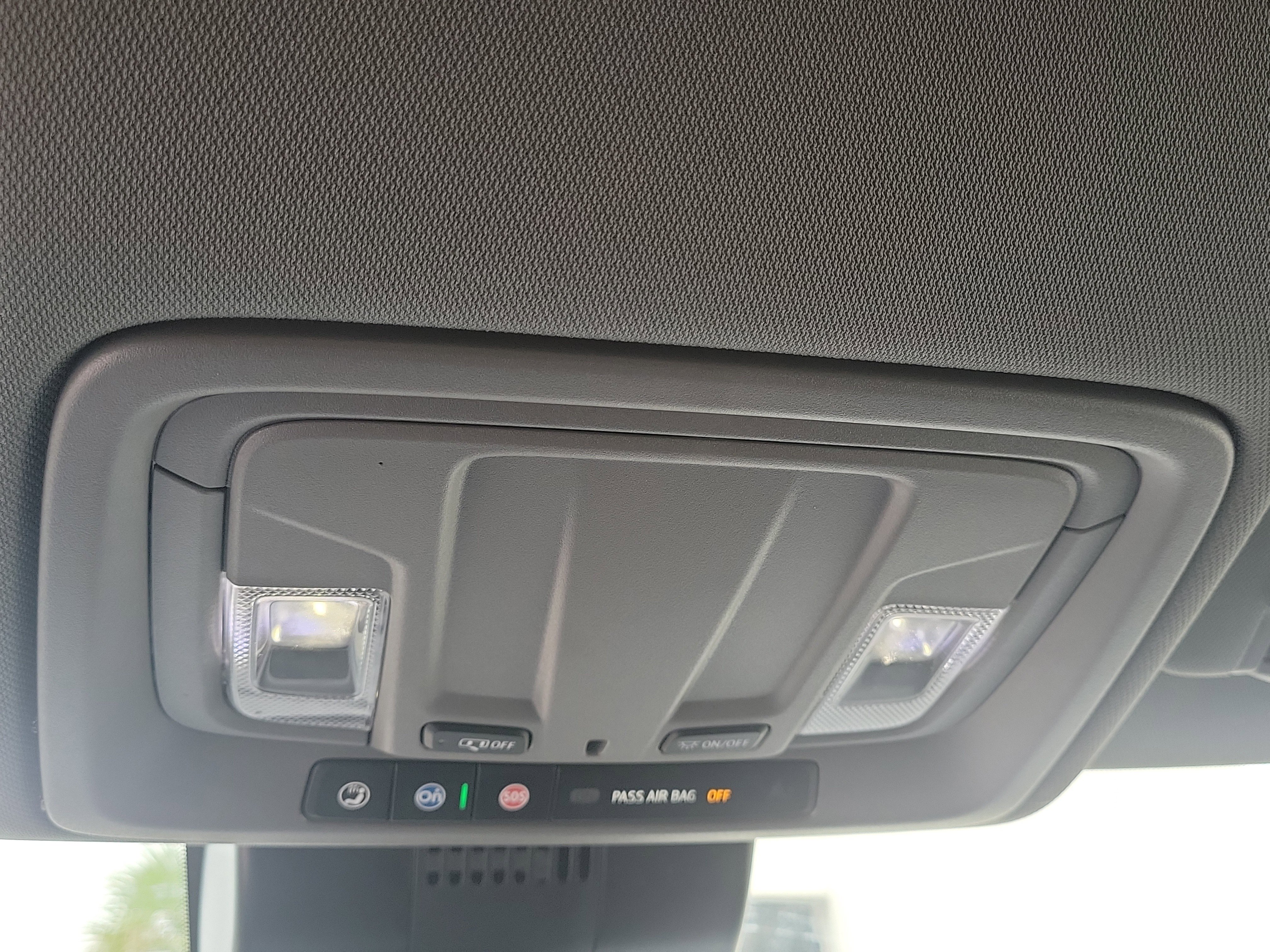 Used 2025 Chevrolet Silverado 1500 LT image 28