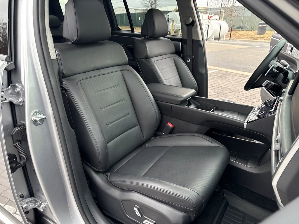 Used 2024 Hyundai Santa Fe Limited image 65