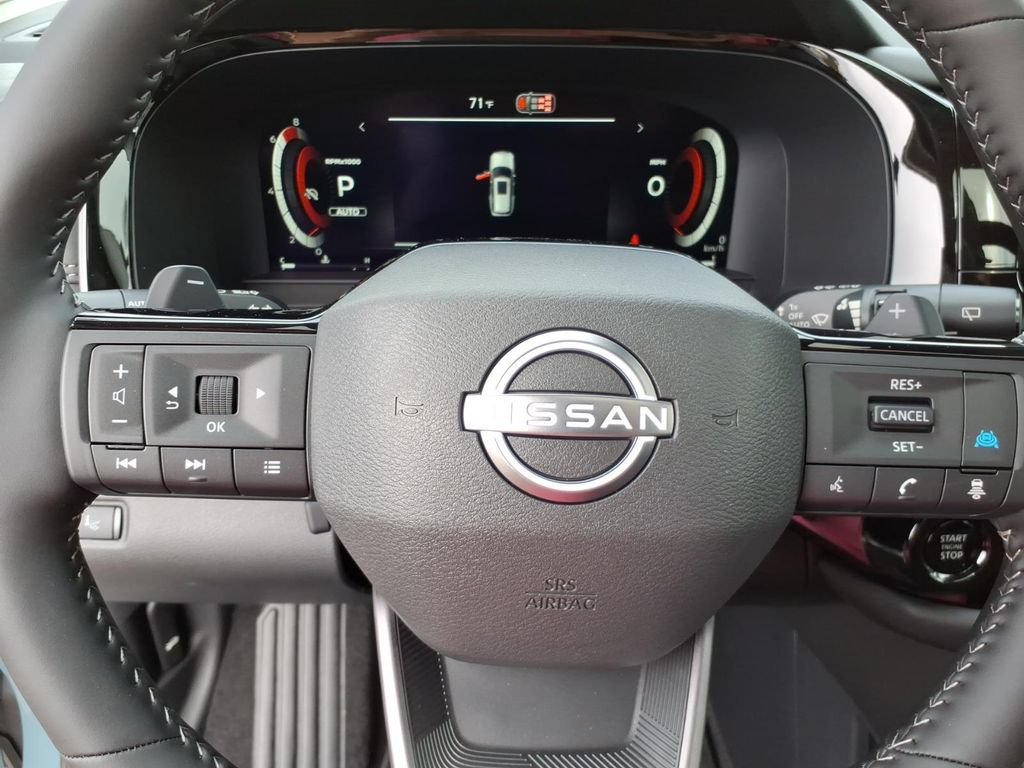 New 2026 Nissan Pathfinder Platinum AWD/4WD image 13