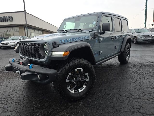 Used 2024 Jeep Wrangler Unlimited Rubicon 4xe w/ Capability Package image 2