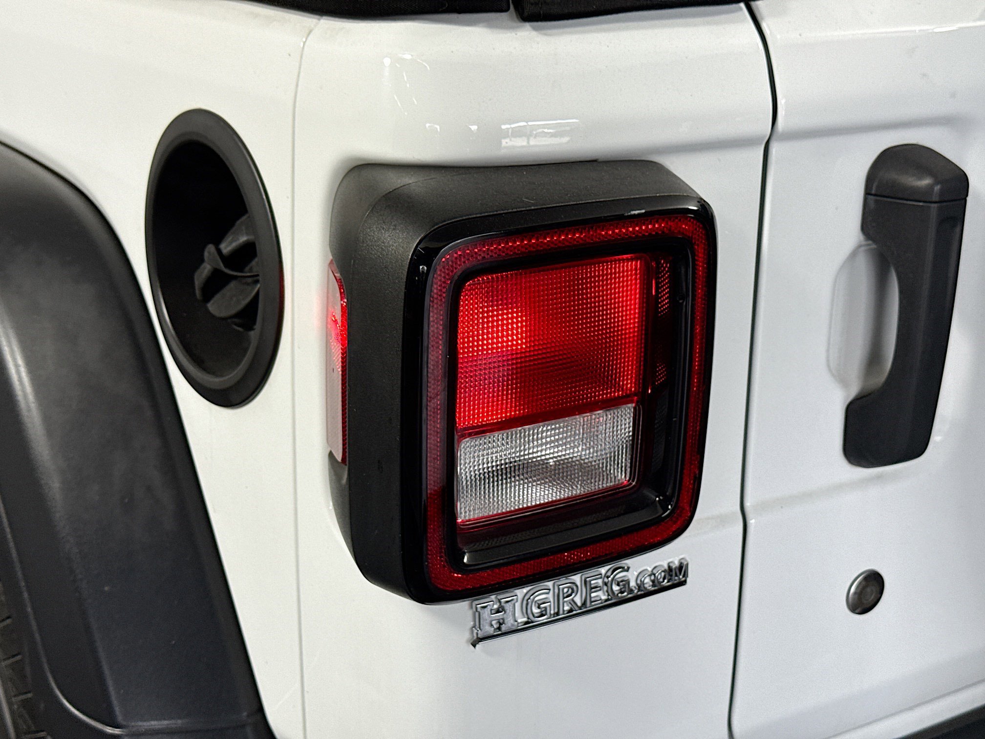 Used 2018 Jeep Wrangler Unlimited Sport S image 36