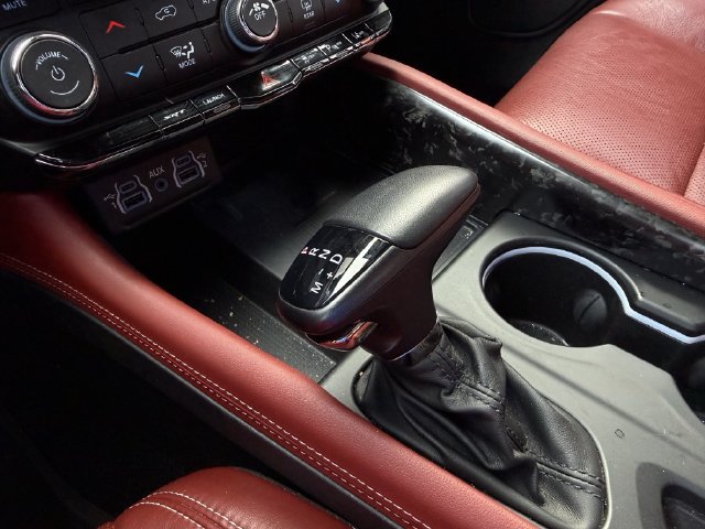 Used 2024 Dodge Durango SRT AWD/4WD image 21