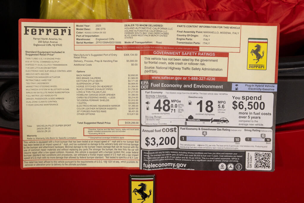 Used 2025 Ferrari 296 GTS RWD image 28