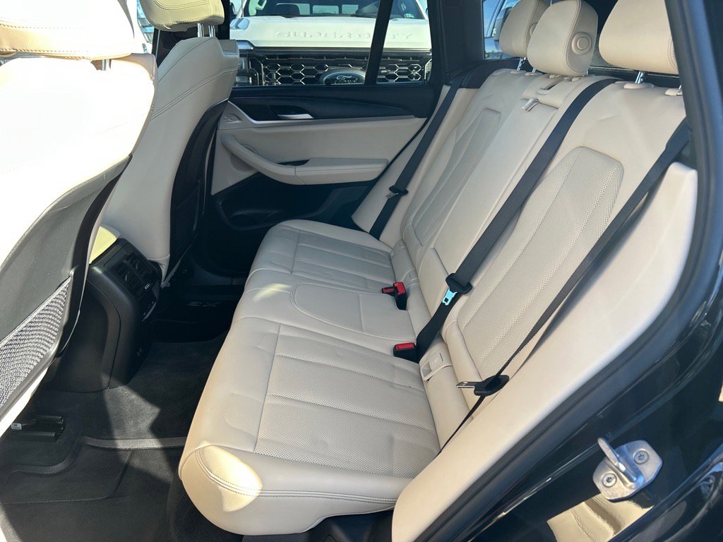 Used 2024 BMW X3 xDrive30i w/ Premium Package image 11