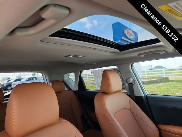 Used 2024 Kia Soul EX w/ Option Group 015 FWD image 23